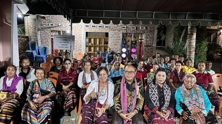 KPM Siga Naran Ina Jadi Sandaran Ekonomi Ratusan Mama-Mama Lembata