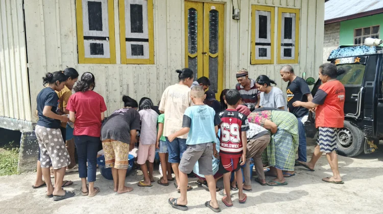 Warga Bahong Manggarai Apresiasi Bantuan Paguyuban Arema dan Arek Jawa Timur