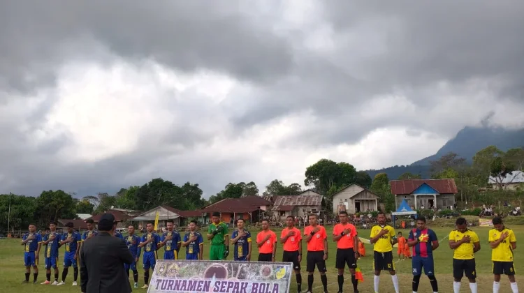 FX Cup II Diikuti 42 Tim, Wabup Manggarai Dorong Pembinaan Pesepak Bola Muda
