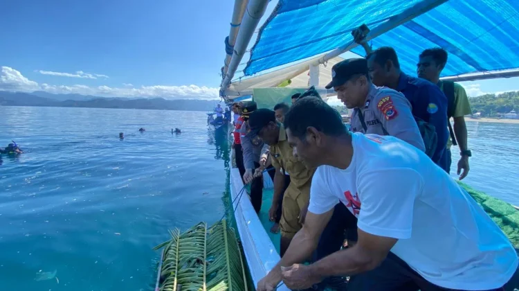 Sambut Hari Bhayangkara ke-80, Polres Ende Bangun Rumah Ikan dari Knalpot Bekas