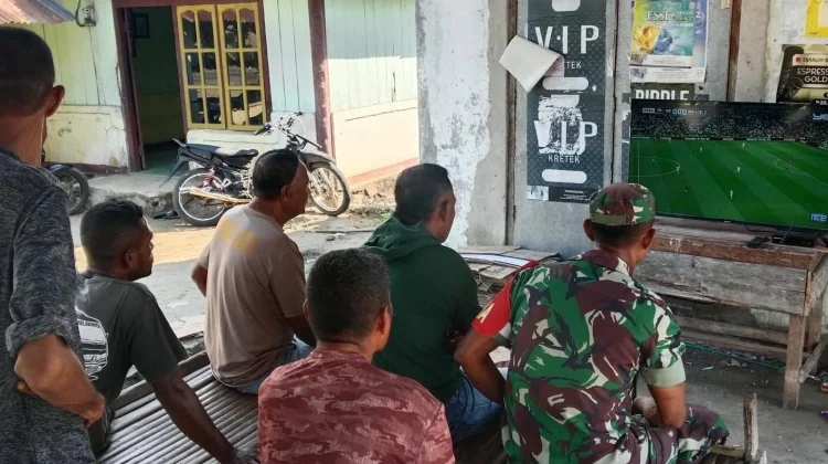 Demam Piala Dunia 2026 Warnai Nobar Warga Desa Mauloo