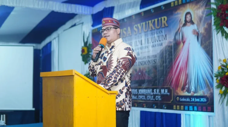 Dari Sawah Umung Menuju Mimbar Akademik Nasional: Kisah Dr. Beny Raih Gelar Doktor
