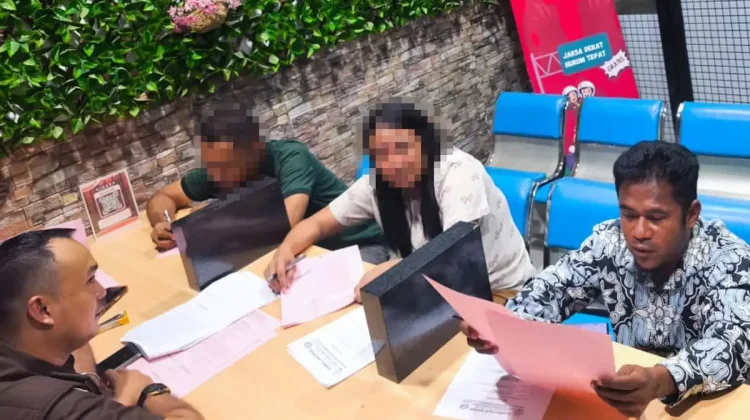 Dua Tersangka Dugaan TPPO Eltras Cafe Ditahan Kejaksaan Sikka