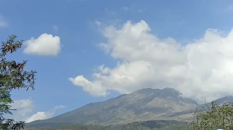 Gunung Lewotobi Perempuan Berstatus Normal, Aktivitas Vulkanik Masih Rendah