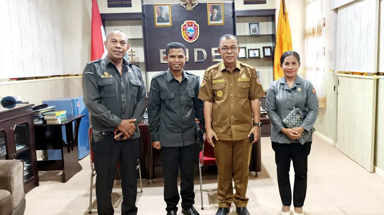 Pemkab Ende Hibahkan Eks Rujab Camat Ende Utara untuk Kantor Bawaslu