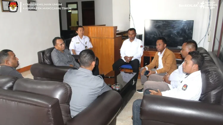 KPU dan Bawaslu Matim Perkuat Koordinasi Pemutakhiran Data Partai Politik