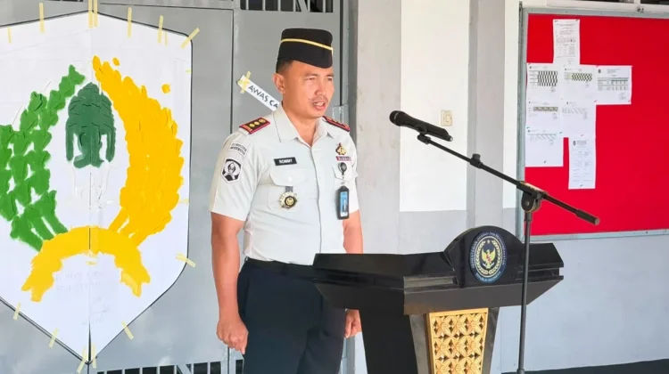 Kalapas Ende Perkuat Integritas dan Disiplin Pegawai lewat Pembinaan
