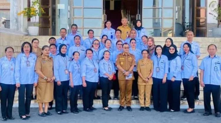 Bupati Ende Ajak Orang Tua Perkuat Peran Keluarga pada Harganas 2026