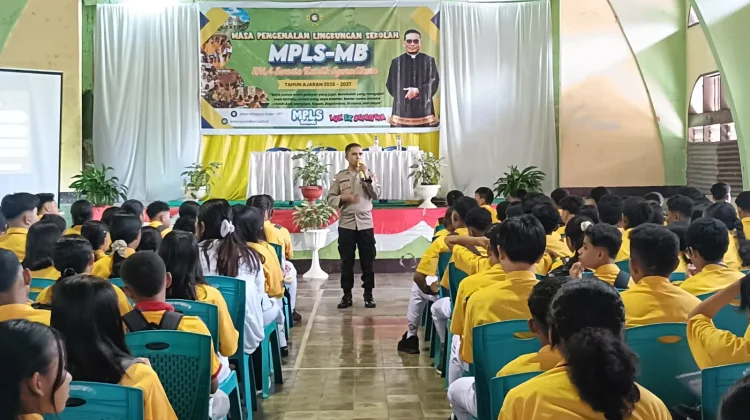 Polres Ende Edukasi 432 Siswa Baru SMAK Syuradikara Cegah Bullying dan Narkoba