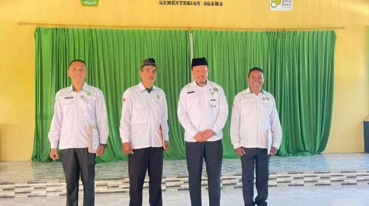 Kemenag Lembata Perkuat SDM untuk Tingkatkan Pelayanan Publik