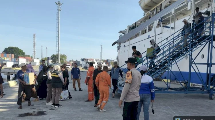 Pengamanan Terpadu KM Sirimau di Maumere Berjalan Lancar