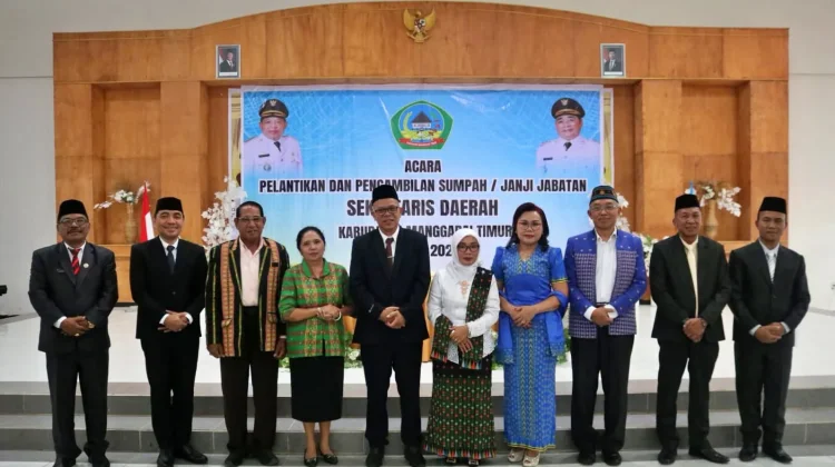 Winsensius Tala Resmi Dilantik sebagai Sekda Manggarai Timur