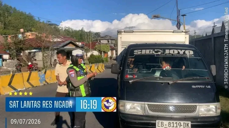 Polres Ngada Tertibkan Pajak Kendaraan
