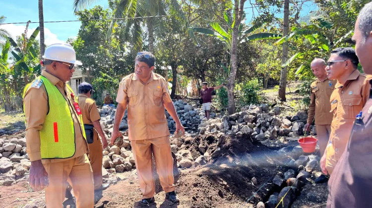 Bupati Ajak Masyarakat Kawal Pembangunan TK St. Yoseph Ile Kimok