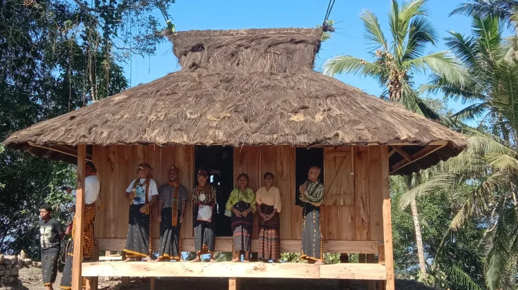 Merawat Warisan Leluhur dari Kampung Adat Ute