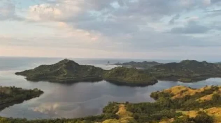 ITB dan UB Kembangkan Wisata Berkelanjutan Berbasis Kearifan Riung