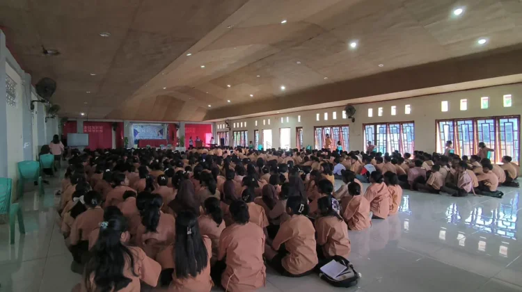 Minat Masuk SMKN 1 Ende Tinggi, Kuota Hampir Terpenuhi