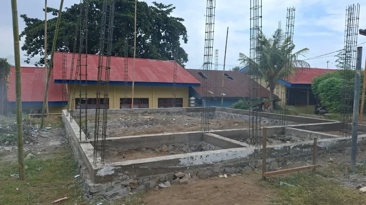 SMAN 1 Ende Revitalisasi Ruang Guru hingga Bangun Laboratorium Komputer