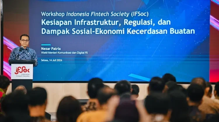 Wamenkomdigi: Indonesia Harus Perkuat Infrastruktur AI agar Tak Hanya Jadi Pasar