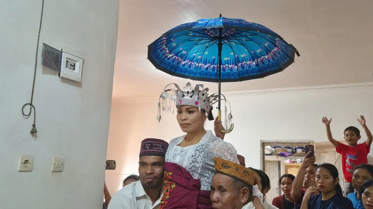 Ritus Wagal, Puncak Sakral Perkawinan Adat Pasangan Yonna dan Robby di Manggarai