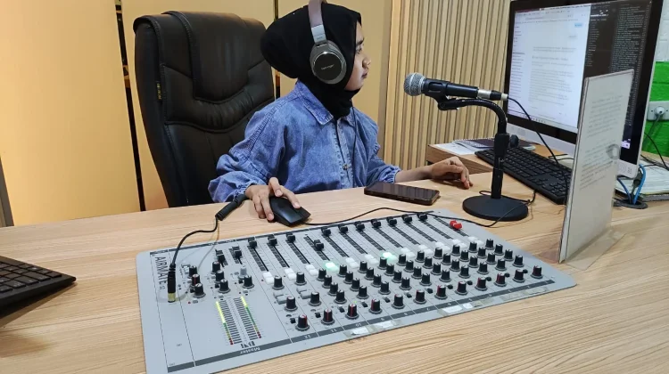 Audio Mixer Jadi Jantung Pengaturan Suara di Studio Siaran