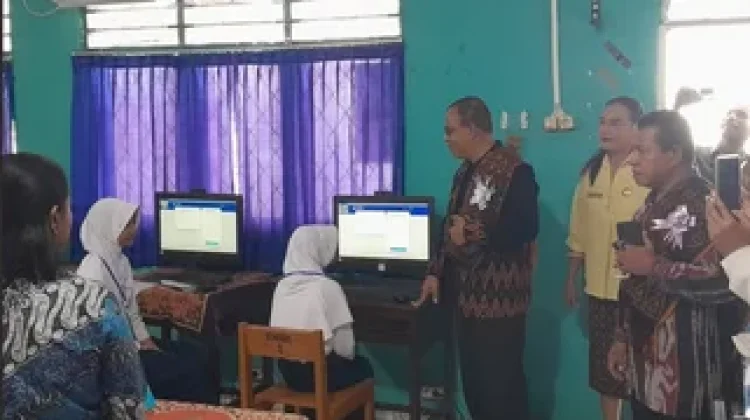 Bupati Ende Beri Motivasi 47 Peserta OSN Tingkat Provinsi NTT