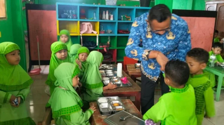 Hari Anak Nasional, Kemenag Flotim Perkuat Sekolah Ramah Anak Inklusif