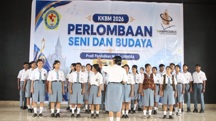 Mahasiswa Unwira Bina Bakat Musik Pelajar di Ende