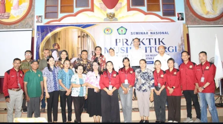 Alumni Unwira Perkuat Pengabdian Mahasiswa di Ende