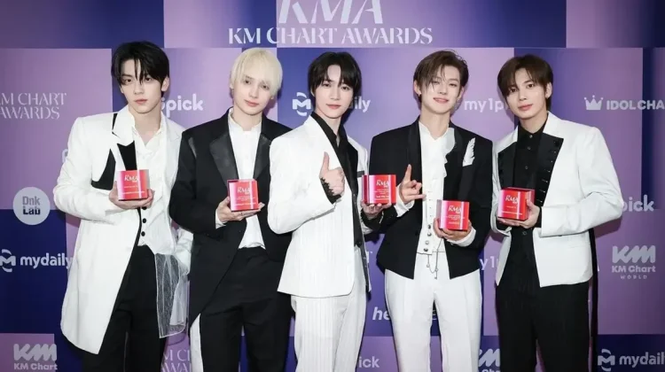 TXT Dominasi KM Chart Awards 2026 Dengan Lima Trofi