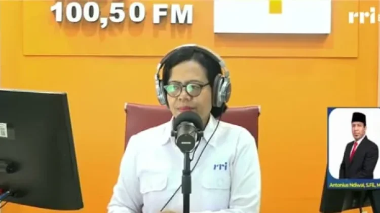 Bawaslu Ngada Perkuat Pendidikan Demokrasi Melalui Program Goes to School