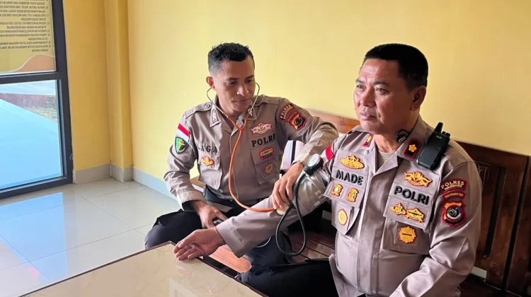 Polres Nagekeo Pastikan Personel Tetap Prima Melalui Pemeriksaan Kesehatan
