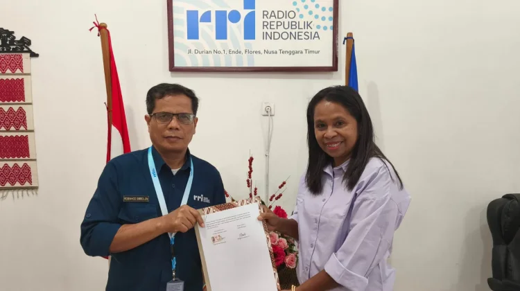 RRI Ende Gandeng Flores Bumi Lestari Edukasi Pelestarian Lingkungan