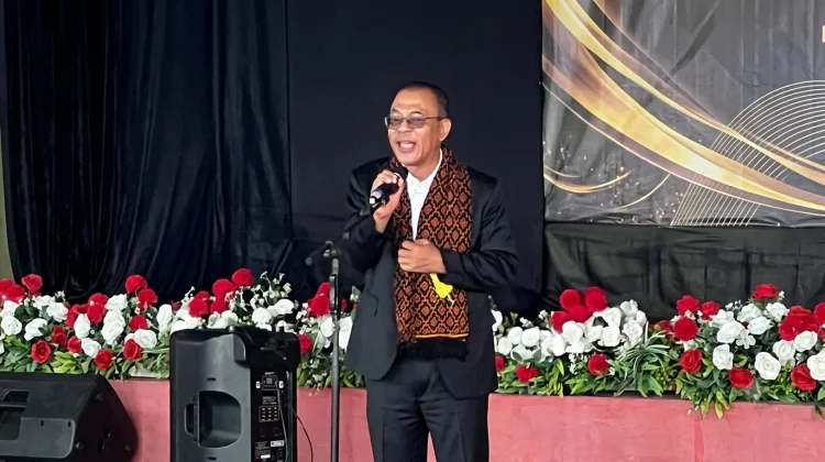 Bupati Ende Ajak SMAN 1 Ende Wujudkan Generasi Emas 2045