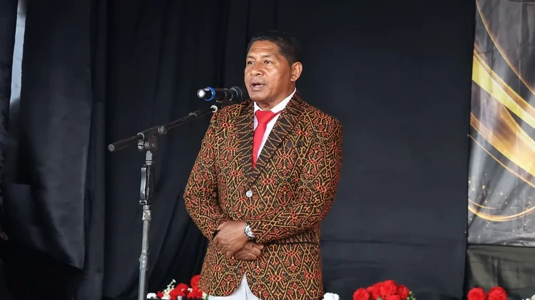 HUT Emas SMAN 1 Ende, Kepala Sekolah Ajak Kolaborasi Bangun Pendidikan Berkualitas