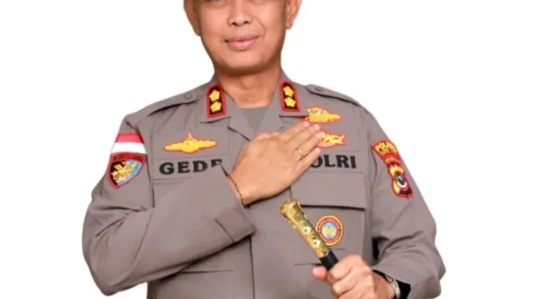 AKBP Gede Putra Yase Resmi Jabat Kapolres Flores Timur