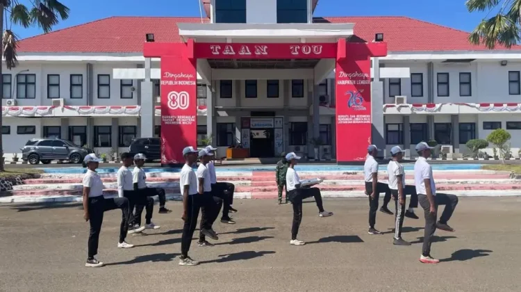 Calon Paskibraka Lembata Mulai Digembleng Jelang HUT ke-81 RI
