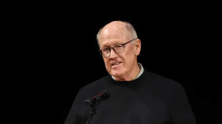 Animator Disney Glen Keane Dievakuasi Helikopter di Gunung Arizona
