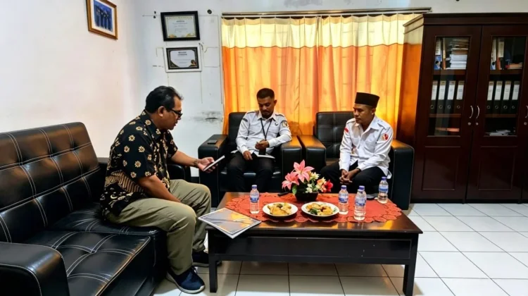 Bawaslu Ende Terima Kunjungan Penelitian Akademisi Unwira Kupang