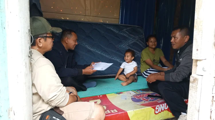 Giat Kasih Dinsos Manggarai dan Komunitas Cama Momang Bantu Keluarga di Lempe