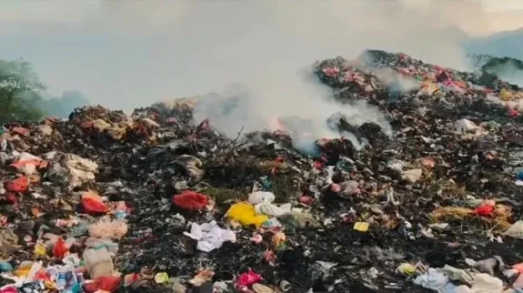 Warga Rate Tagih Janji Pemkab Ende Soal Dampak TPA Sampah