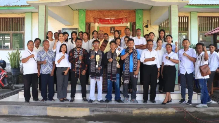 Dua Pelajar SMKS Yohanes XXIII Raih Beasiswa usai LKS Nasional