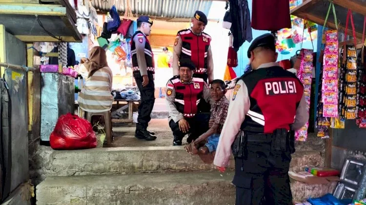 Patroli Polisi Perkuat Keamanan Kawasan Pasar Larantuka