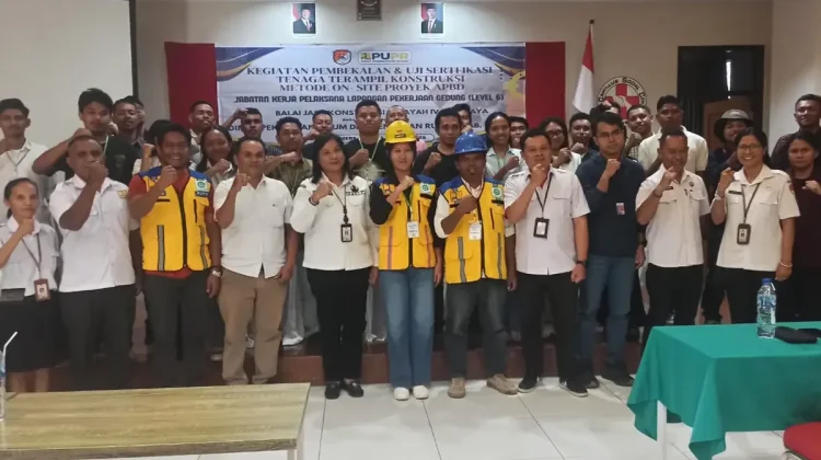 Sertifikasi Tingkatkan Kompetensi Tenaga Konstruksi Lokal Sikka Berkualitas