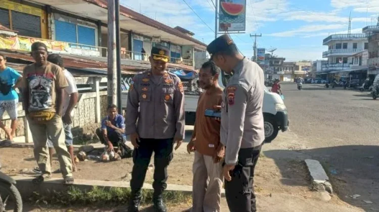 Polres Sikka Uji Layanan Call Center 110 melalui Mystery Call