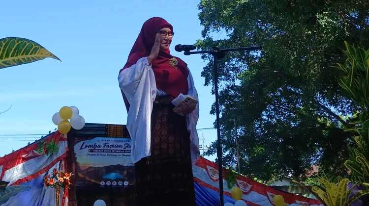 Guru PAUD Ende Selatan Unjuk Kreativitas Lewat Fashion Show dan Budaya