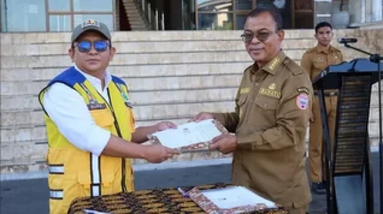 Pasar Mbongawani Ende Lama Diserahterimakan kepada Pemkab Ende