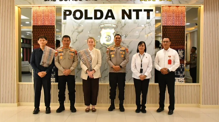 Polda NTT Perkuat Hubungan Bilateral dengan Konsul Inggris di Kupang