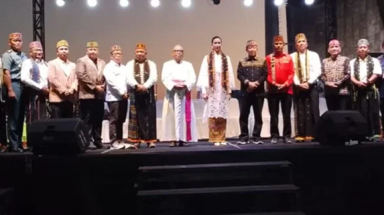 Uskup Labuan Bajo Dorong Festival Golokoe Berdampak bagi Masyarakat