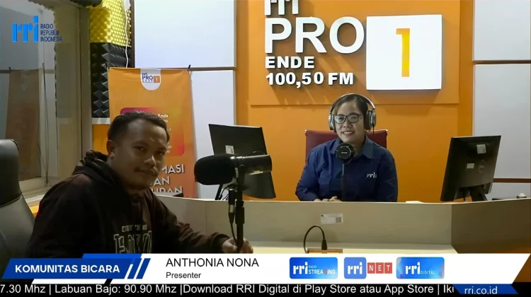 Taman Baca Ila One Nua Tumbuhkan Literasi Pelosok